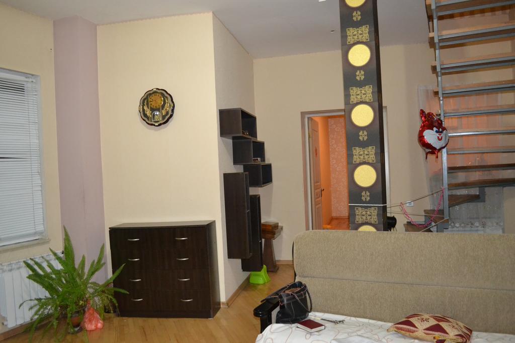 Your House In Tiflis Habitación foto